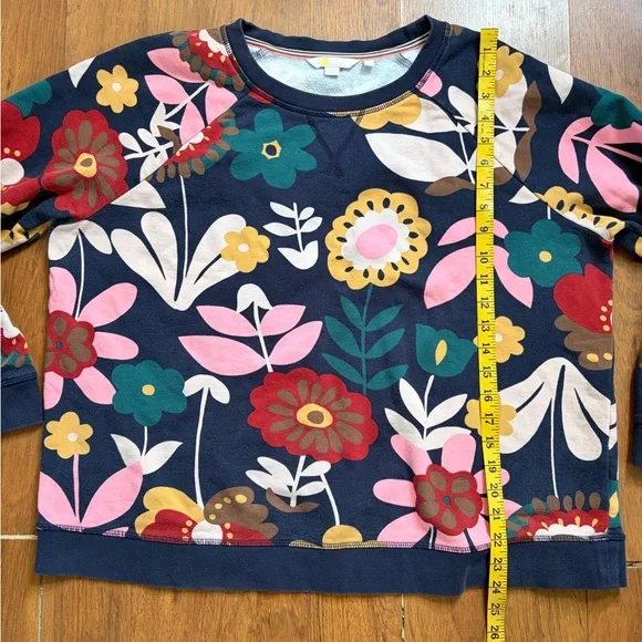 Boden floral sweatshirt - Picture 7 of 7